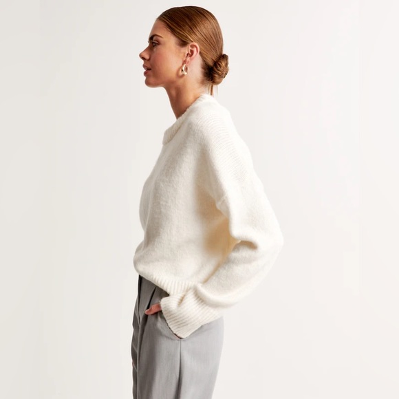 Wedge Crew Sweater - Light Taupe - Large - Picture 10 of 10